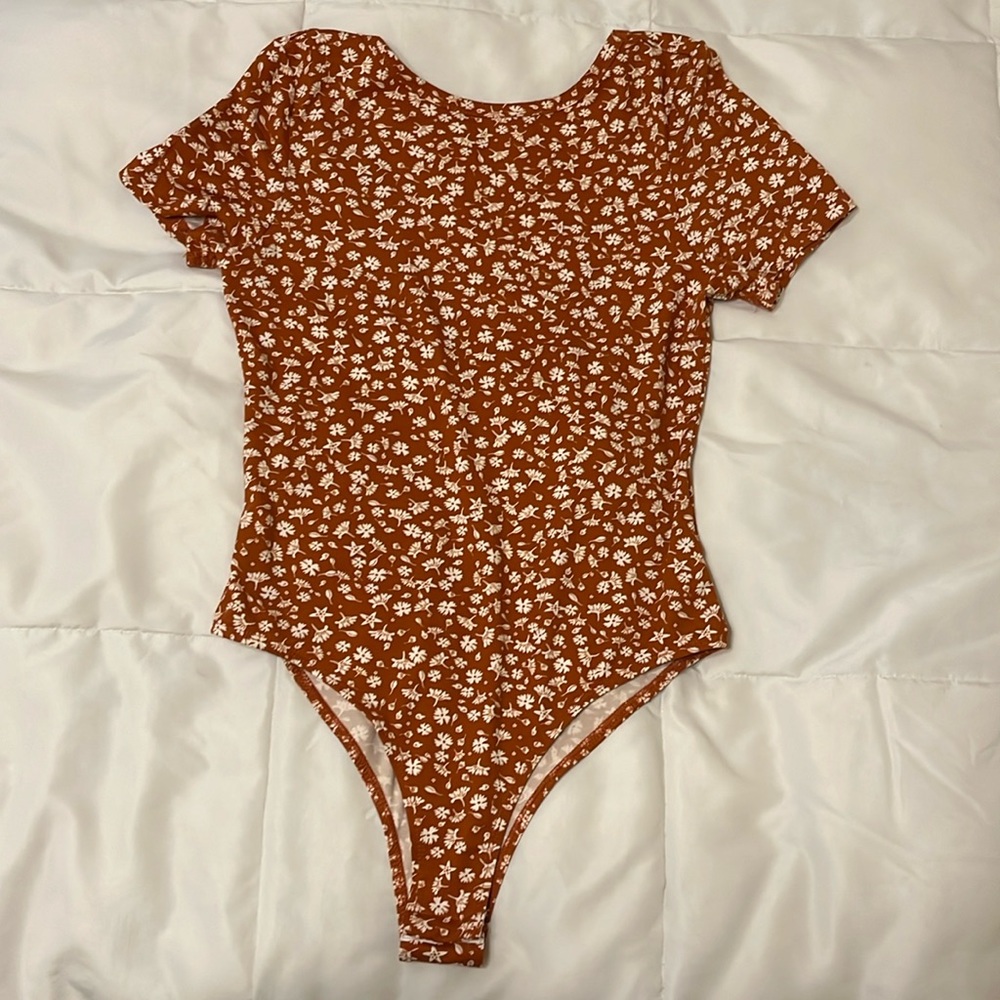 Floral Bodysuit 🌼